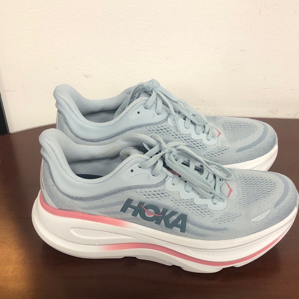 Hoka Women's Bondi 9 Athletic Running Shoes Sz 9D
